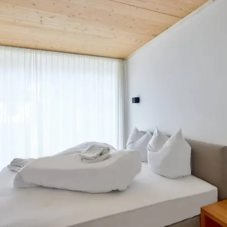 Modern With Private Pool, Sauna And Fireplace Villa *